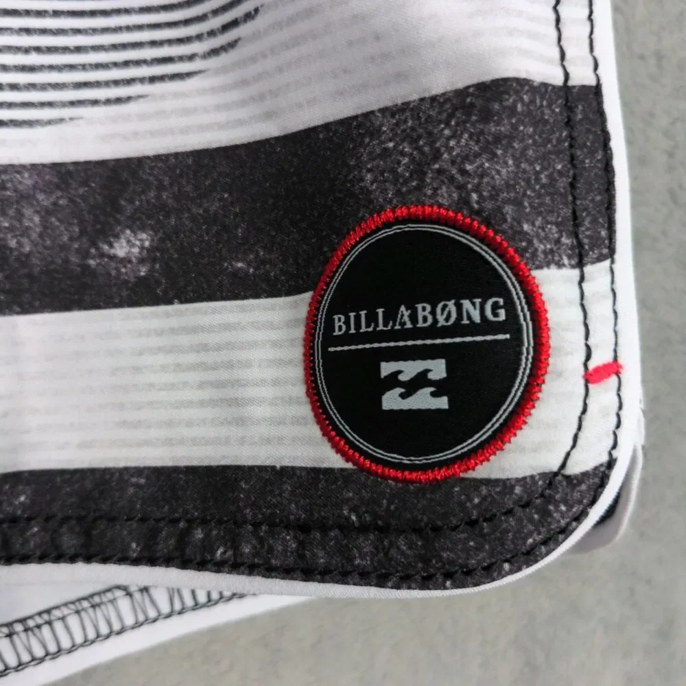 NWT Billabong Platinum PX3 Board Shorts Men's 33x11 Black Americana Swim Trunks